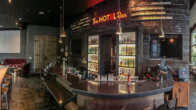 the-hotel-bar