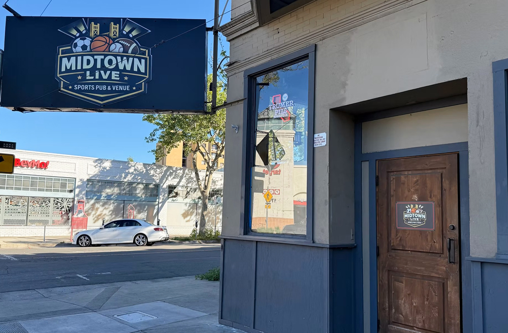 MidtownLiveSportsBarandVenue-2-p